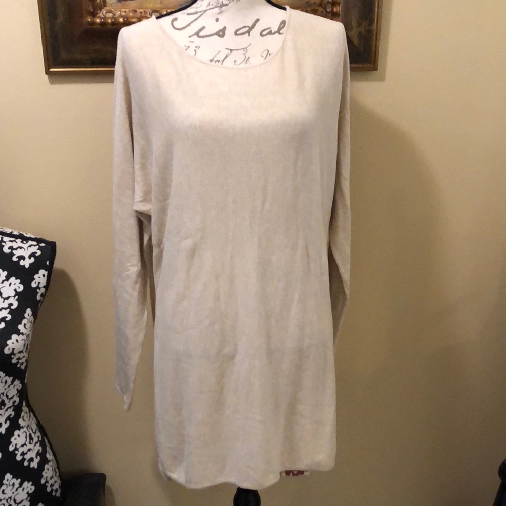 Michael Kors creamy long dolman sleeve tunic (dress) cotton blend hi/lo sweater
